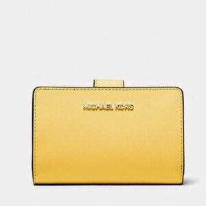New Michael Kors Medium Crossgrain Leather Wallet Daisy Yellow